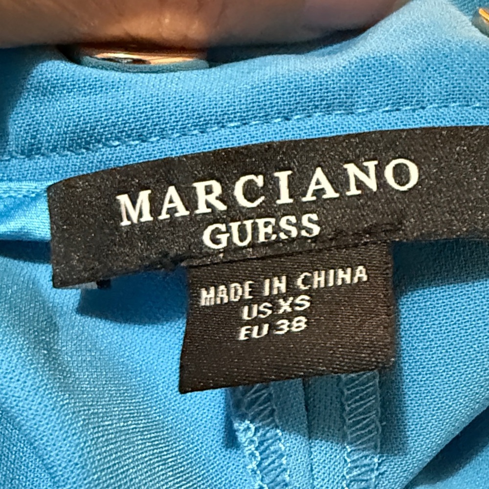 Guess By Marciano Andre Wide Leg Embellished Belt Trouser and Off Shoulder Top. - Picture 4 of 5